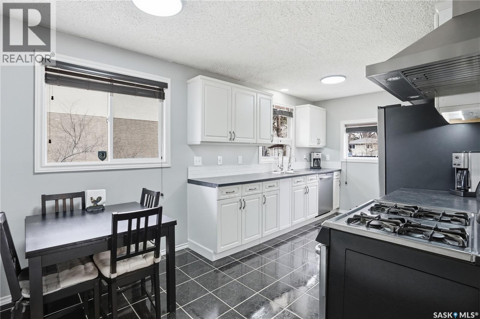 1630 1St Avenue N, Regina, SK - Indoor