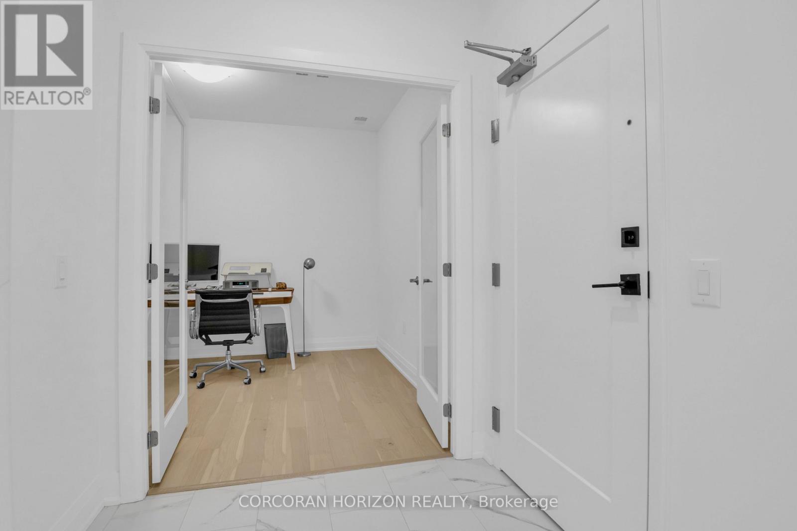 1105 - 71 Wyndham Street S, Guelph, ON - Indoor Photo Showing Other Room