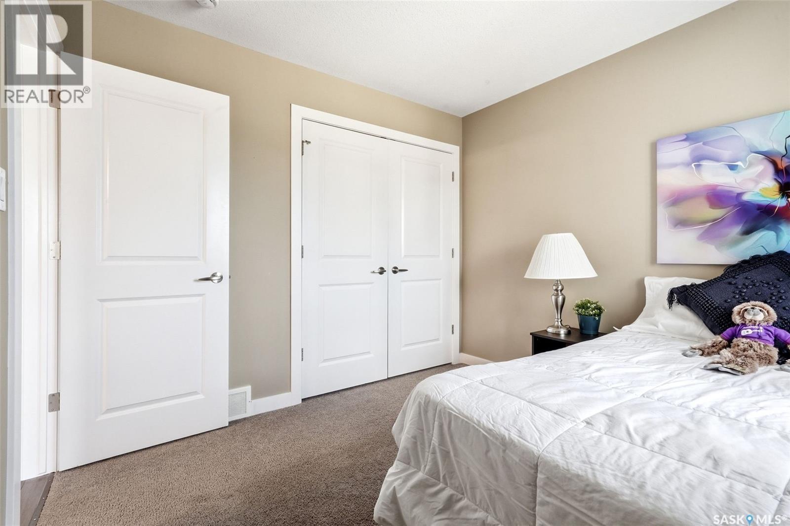 8849 Kestral Drive, Regina, SK - Indoor Photo Showing Bedroom