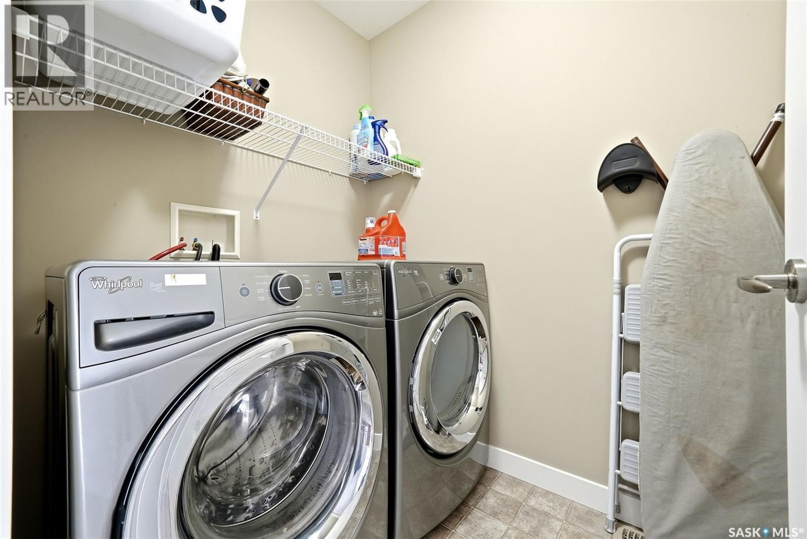 8849 Kestral Drive, Regina, SK - Indoor Photo Showing Laundry Room