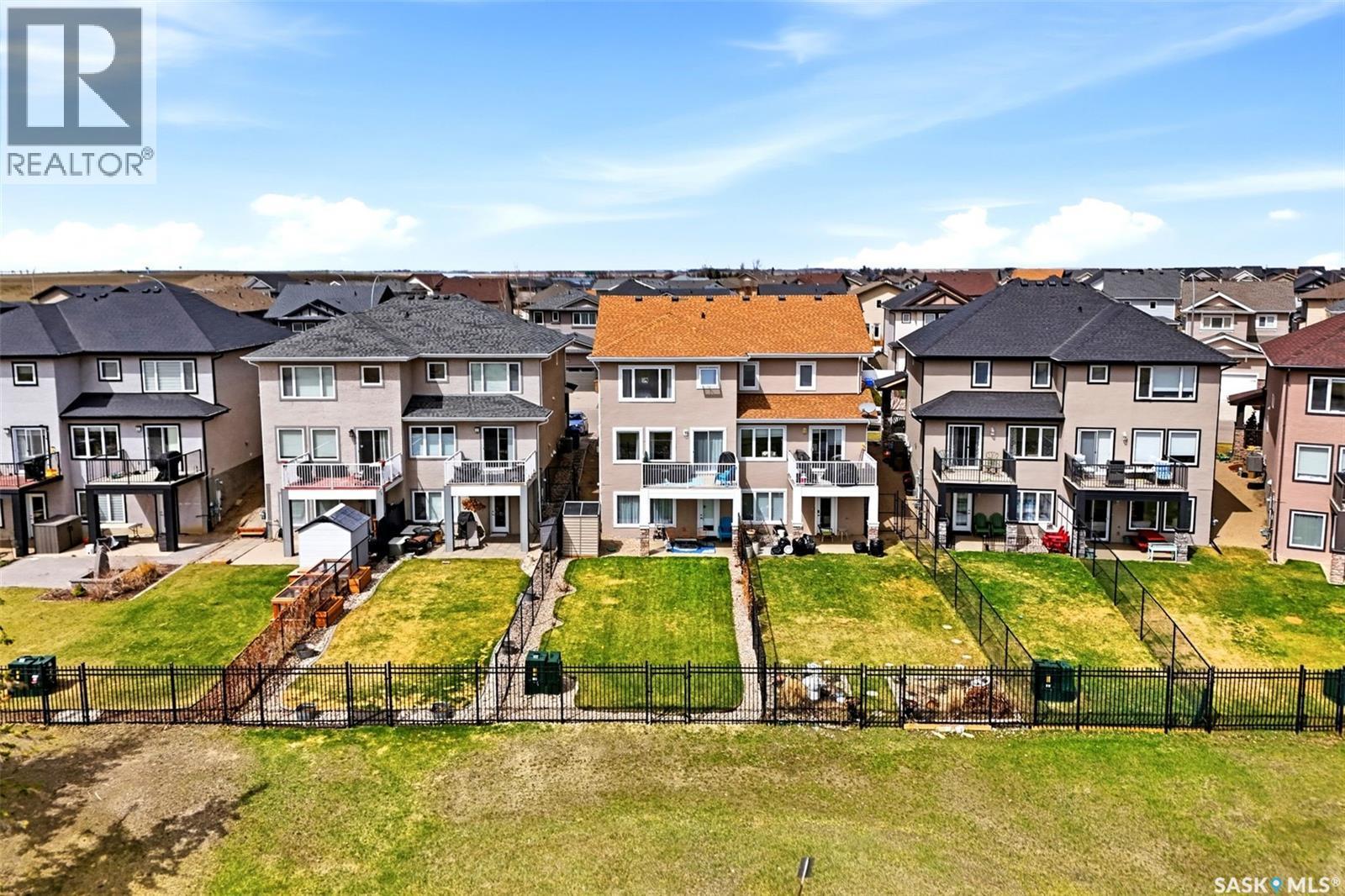 8849 Kestral Drive, Regina, SK - Outdoor