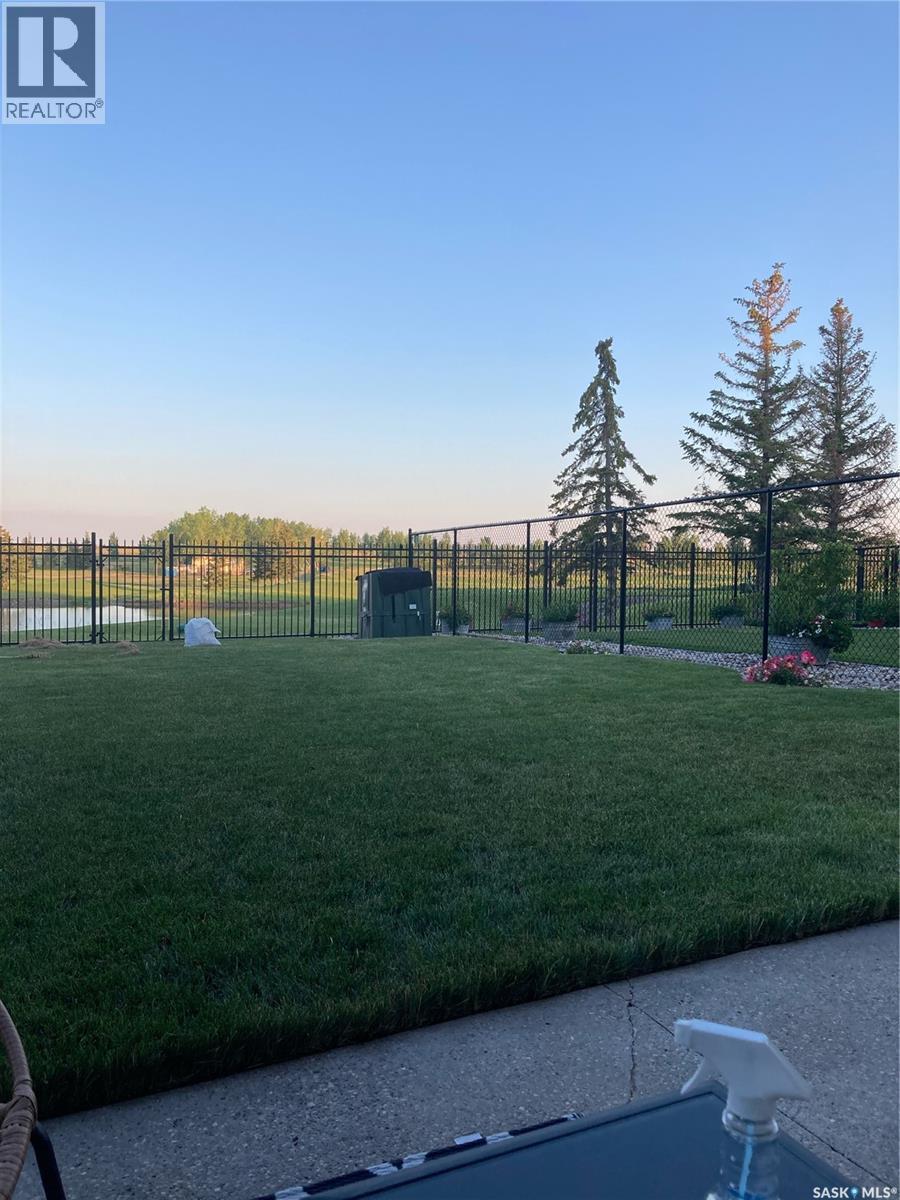 8849 Kestral Drive, Regina, SK - Outdoor