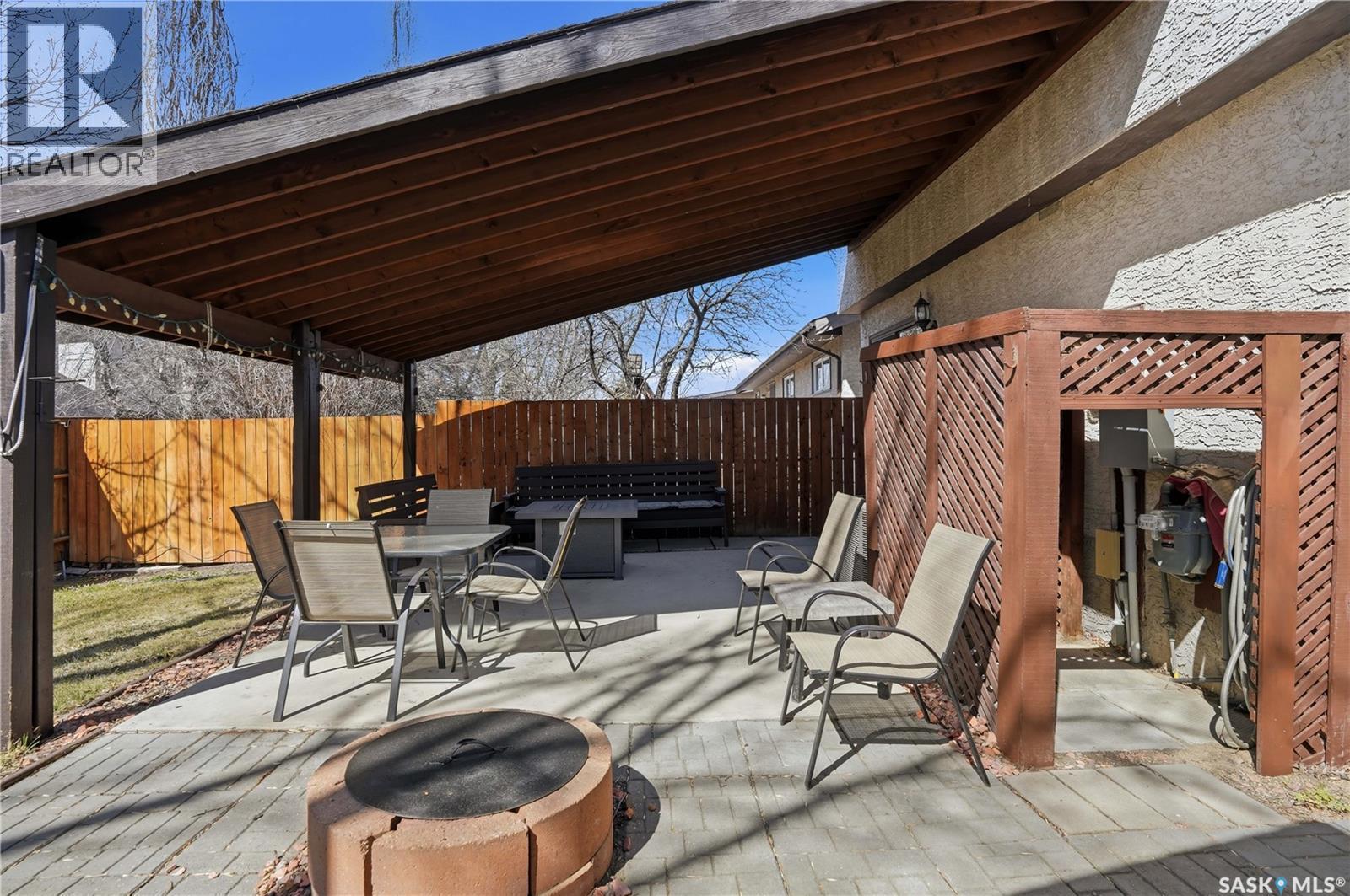 2835 More Crescent E, Regina, SK - Outdoor With Deck Patio Veranda
