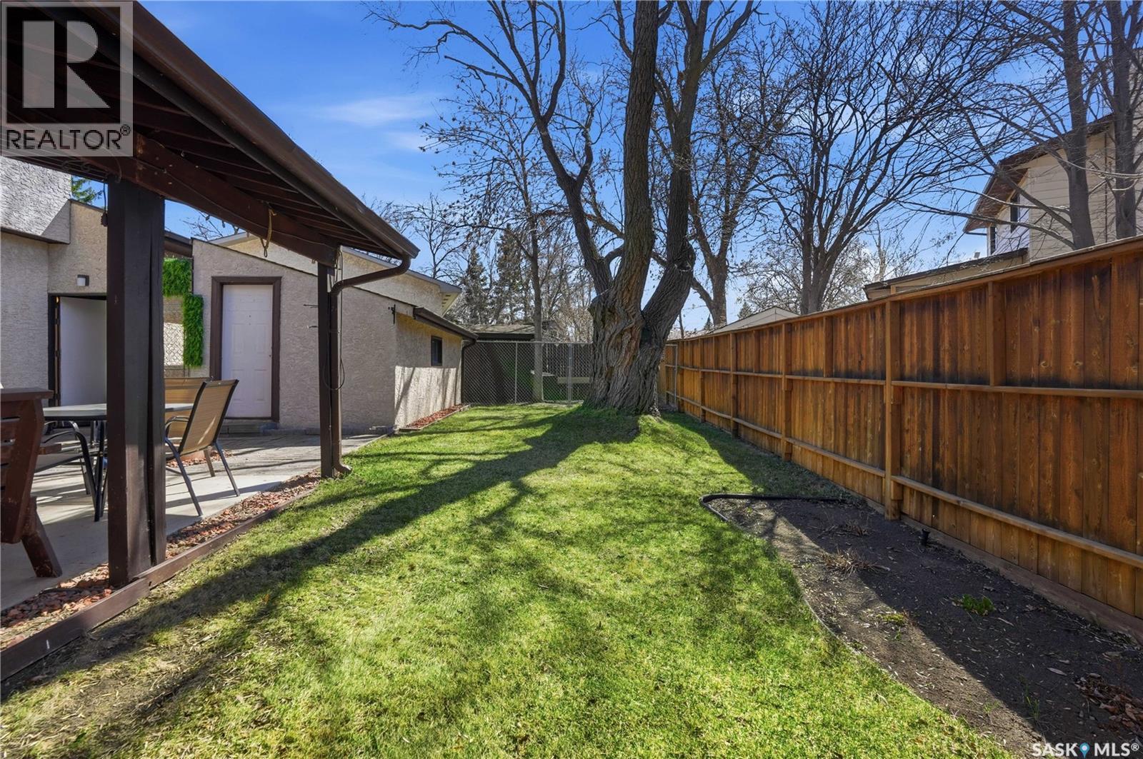 2835 More Crescent E, Regina, SK - Outdoor