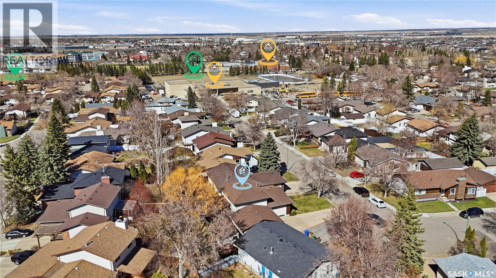 2835 More Crescent E, Regina, SK - Outdoor With View