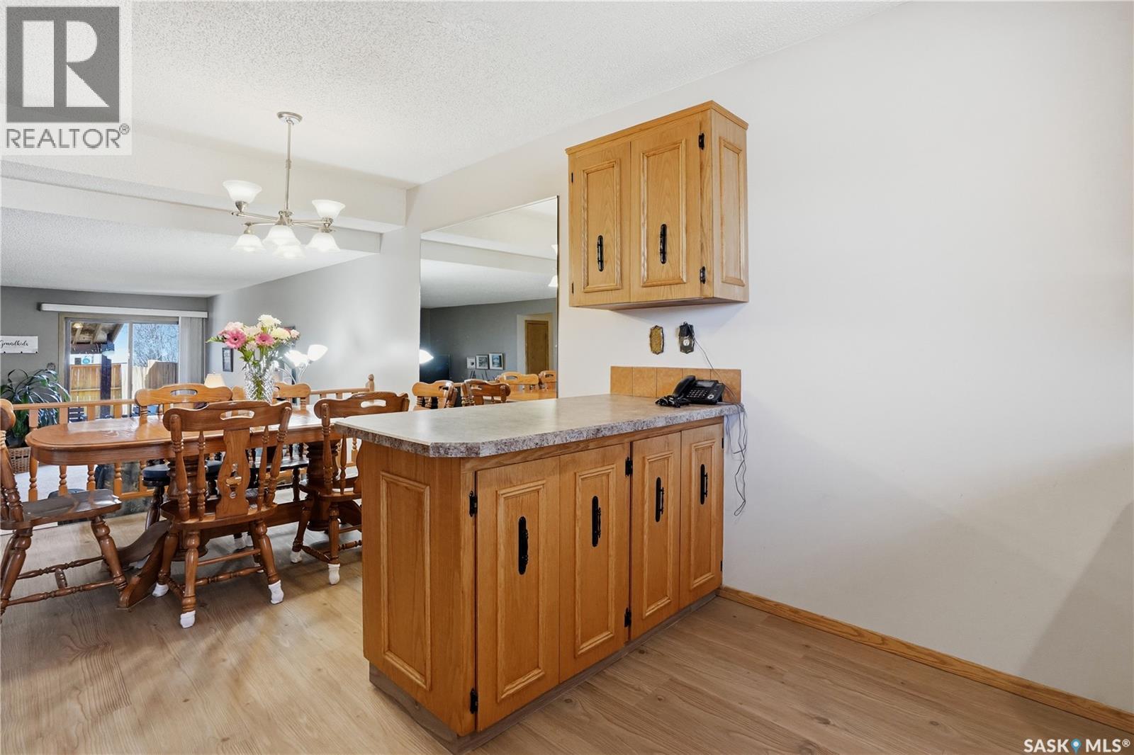 2835 More Crescent E, Regina, SK - Indoor