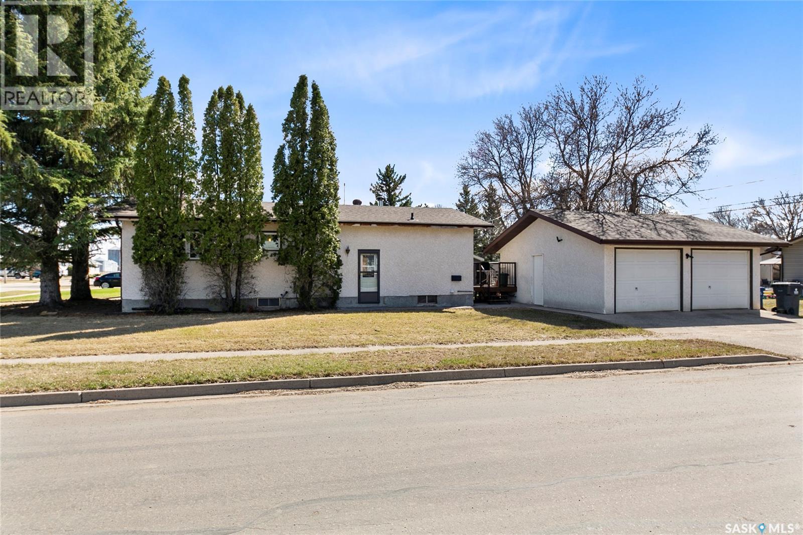 116 Stuart Street, Cupar, SK - Outdoor