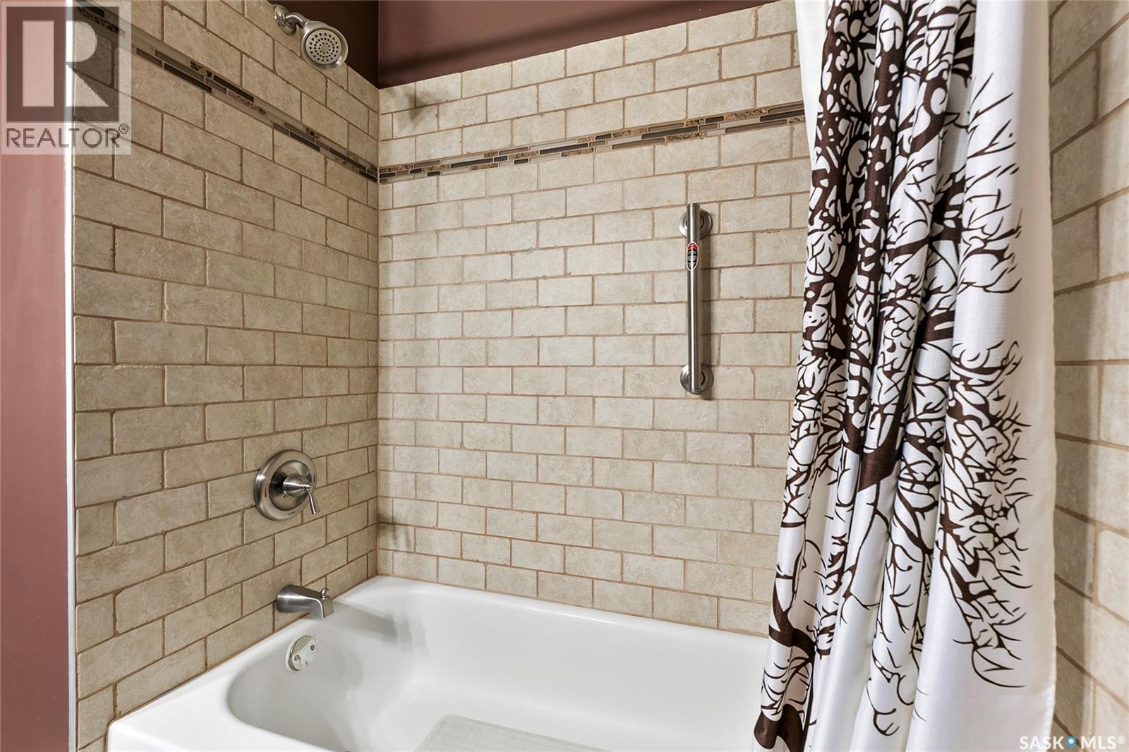 116 Stuart Street, Cupar, SK - Indoor Photo Showing Bathroom