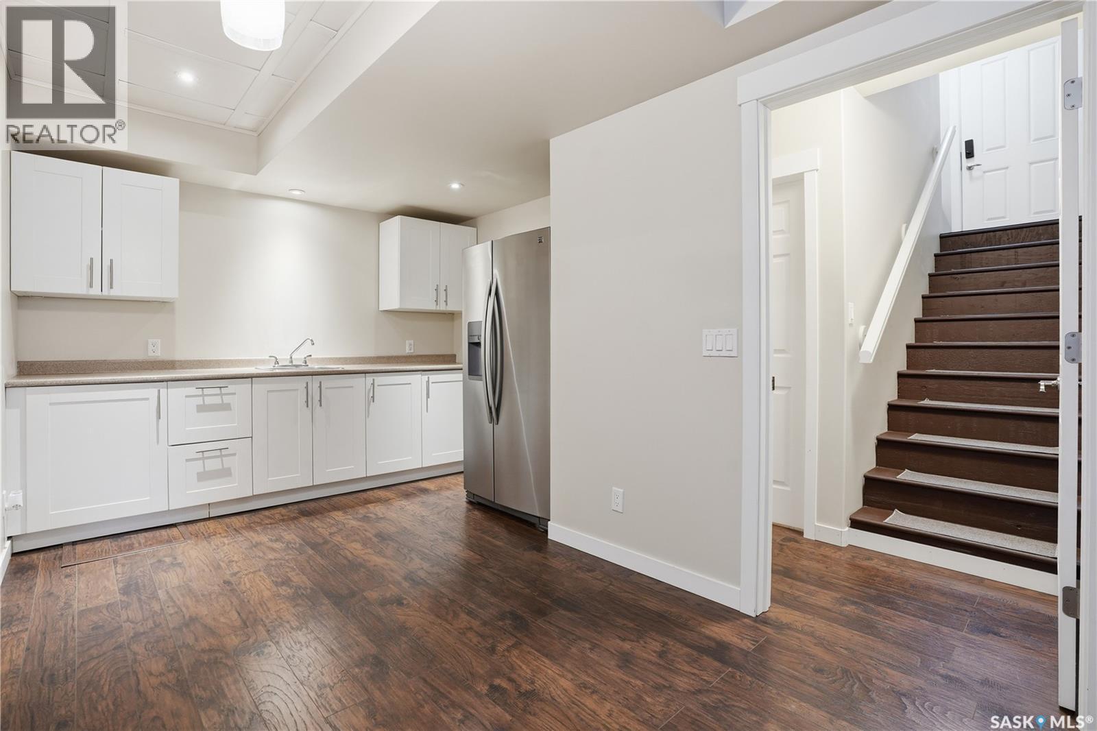 8806 Barootes Way, Regina, SK - Indoor Photo Showing Kitchen