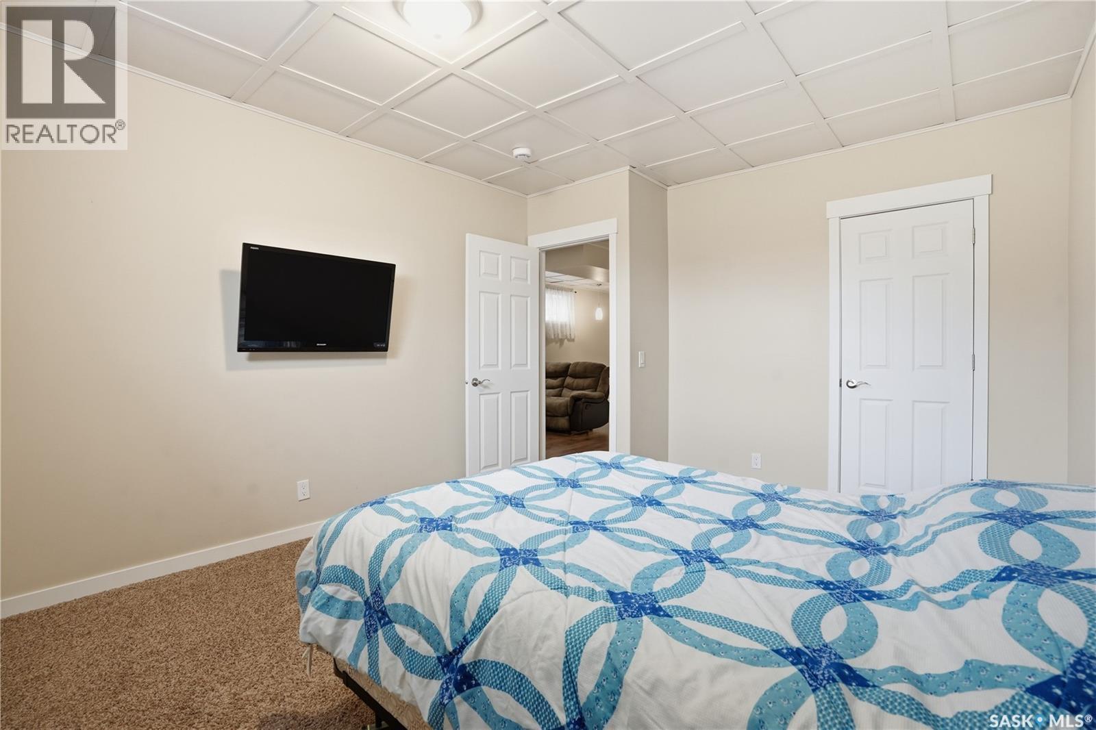 8806 Barootes Way, Regina, SK - Indoor Photo Showing Bedroom