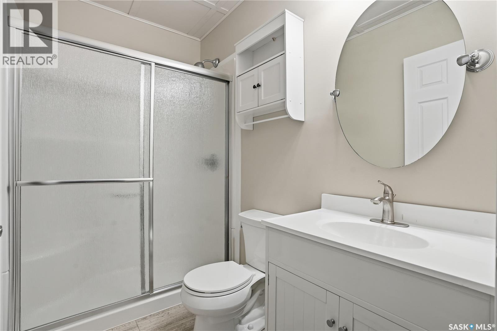 8806 Barootes Way, Regina, SK - Indoor Photo Showing Bathroom