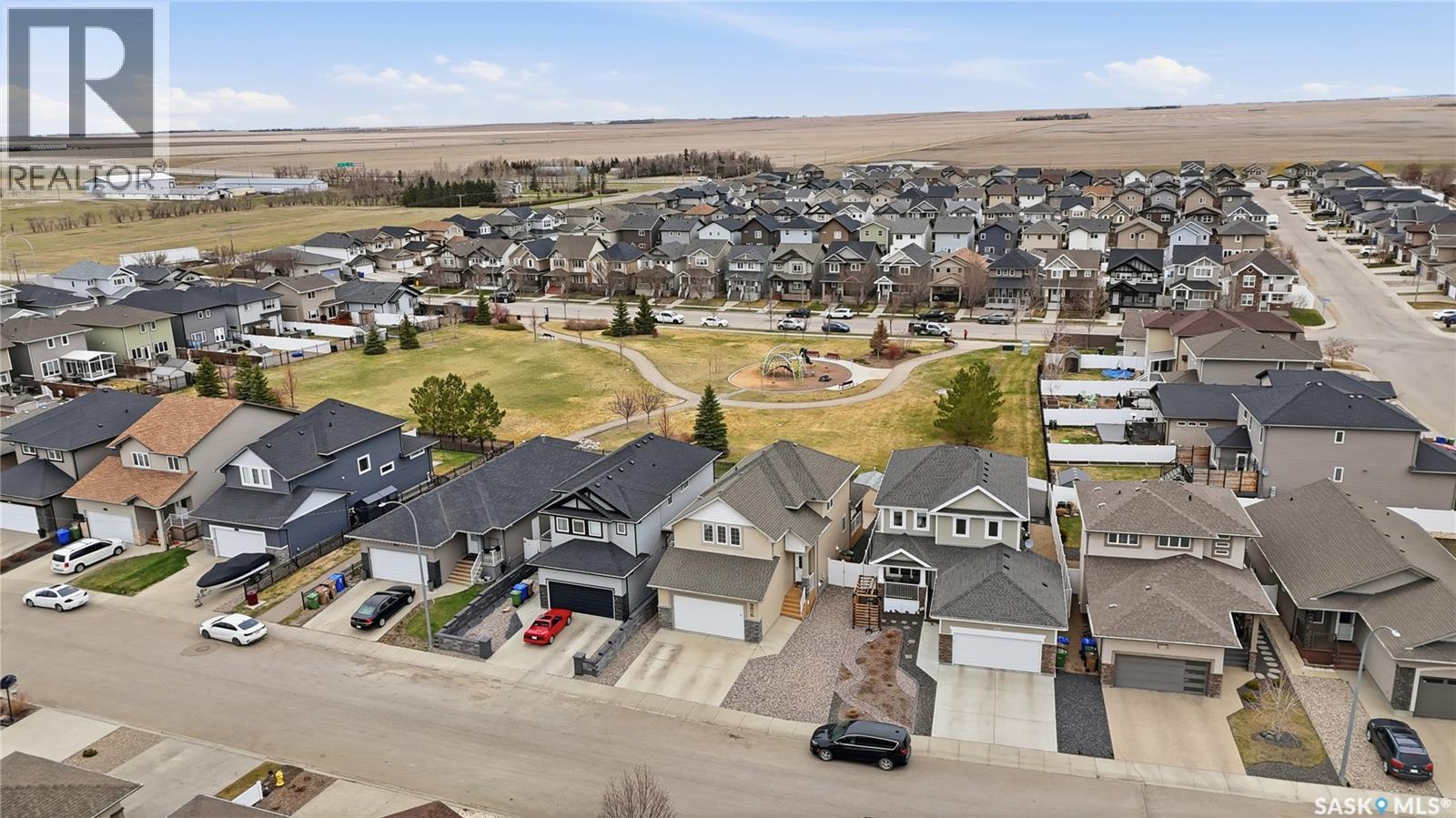 8806 Barootes Way, Regina, SK - Outdoor With View
