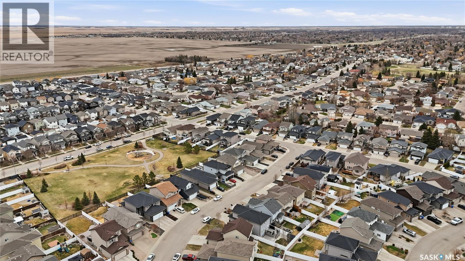 8806 Barootes Way, Regina, SK - Outdoor With View