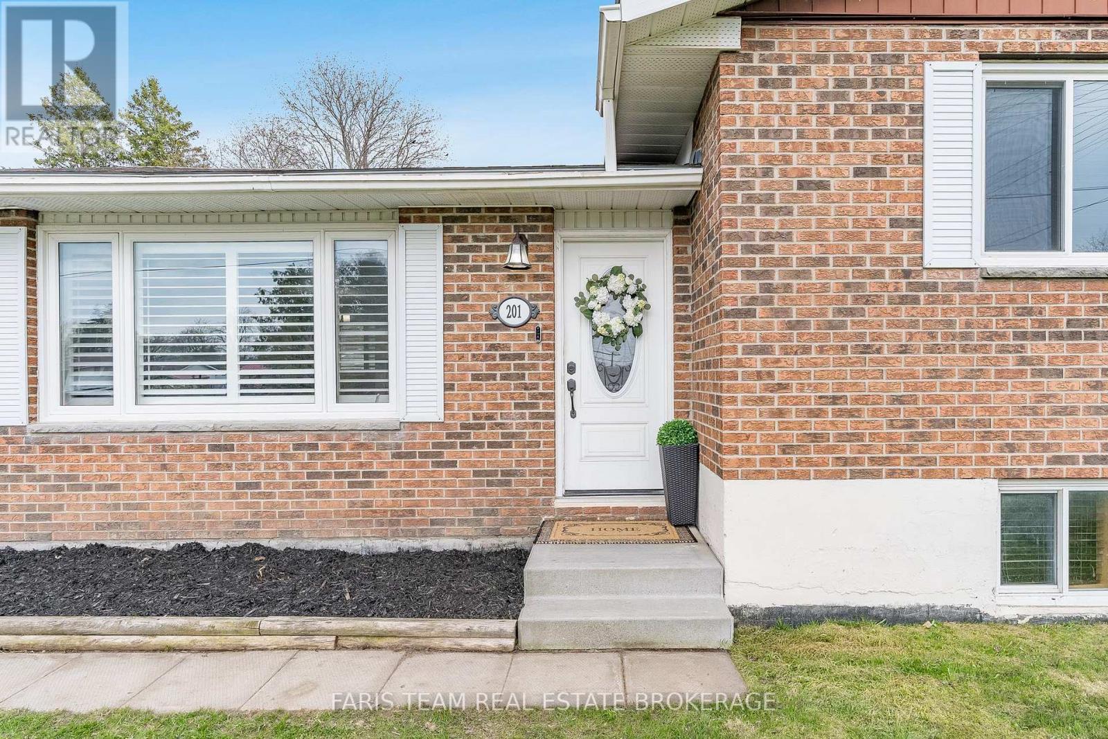 201 Christopher Street, Clearview, ON - Outdoor With Exterior