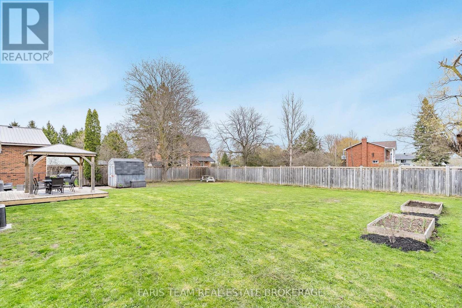201 Christopher Street, Clearview, ON - Outdoor With Backyard