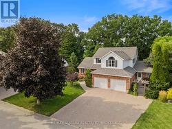3908 CAROLYNN COURT Lincoln (Lincoln-Jordan/Vineland), ON L0R 2C0
