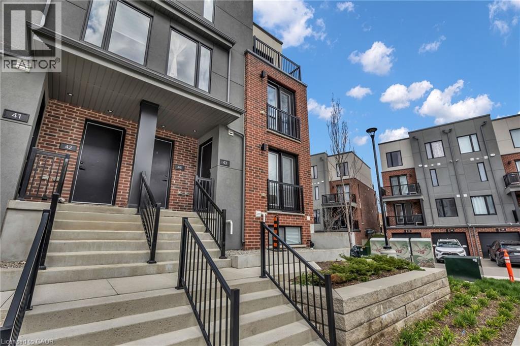 99 Roger Street Unit# 43, Waterloo, ON - Outdoor With Balcony With Facade