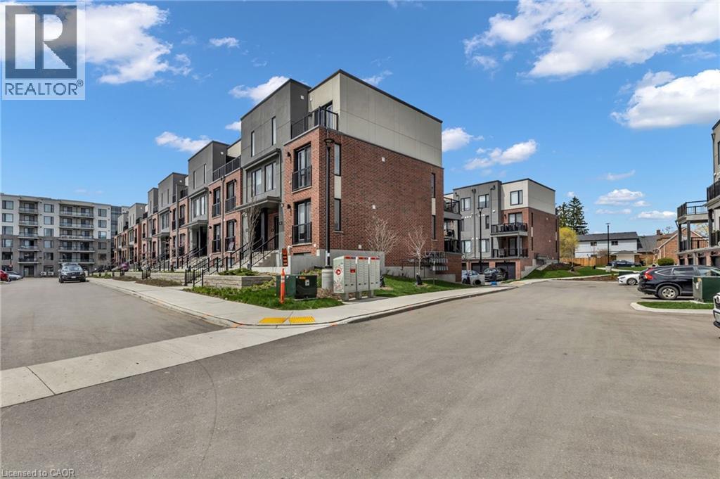 99 Roger Street Unit# 43, Waterloo, ON - Outdoor With Facade
