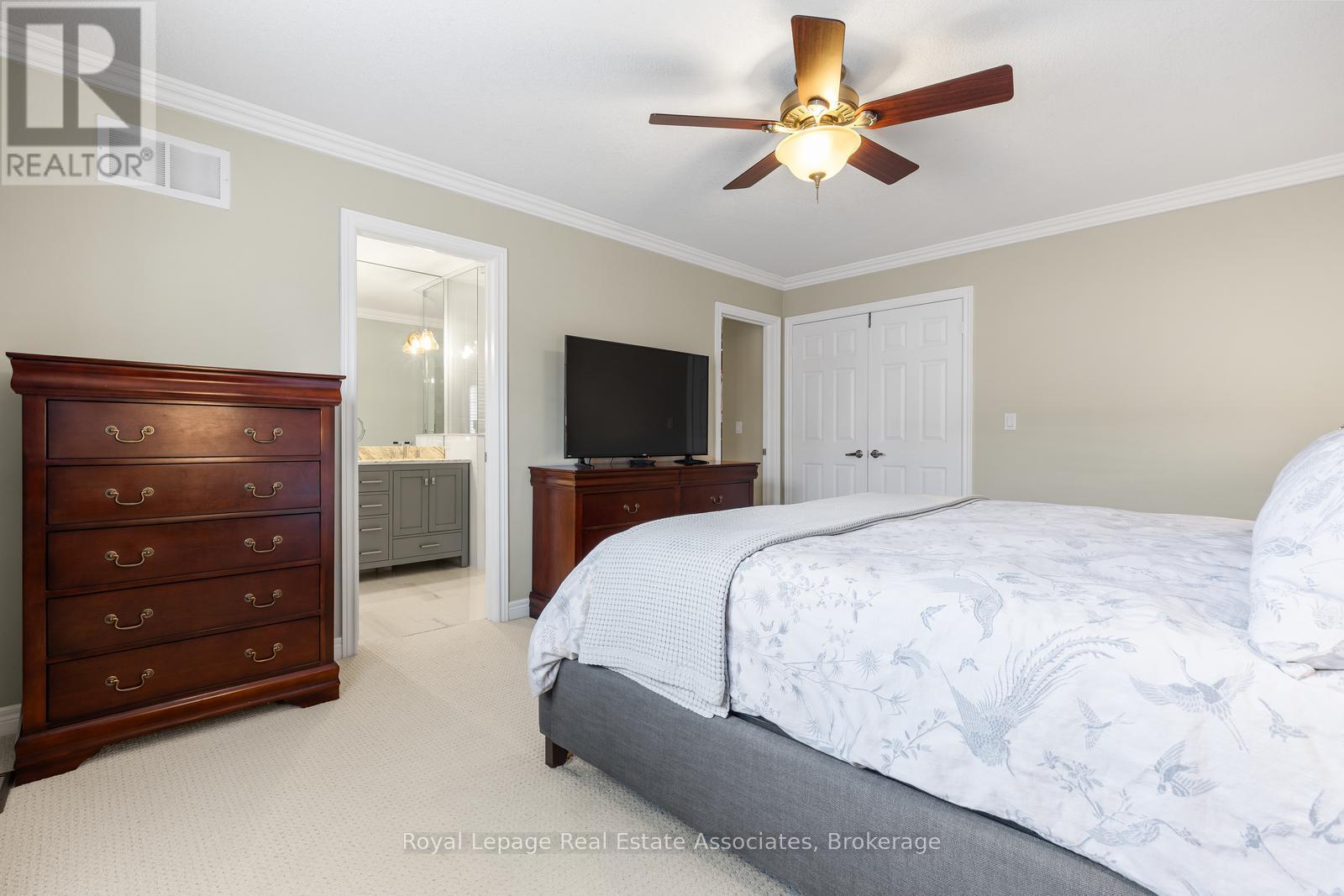 3467 Eglinton Avenue W, Mississauga, ON - Indoor Photo Showing Bedroom