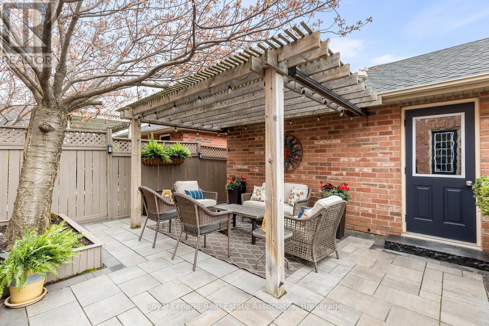 3467 Eglinton Avenue W, Mississauga, ON - Outdoor With Deck Patio Veranda