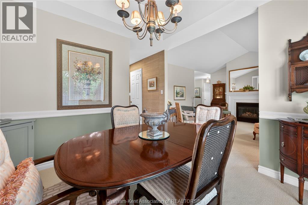36 Henry O'Way ..., Chatham, ON - Indoor Photo Showing Dining Room