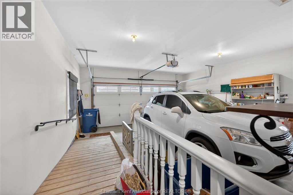 36 Henry O'Way ..., Chatham, ON - Indoor Photo Showing Garage