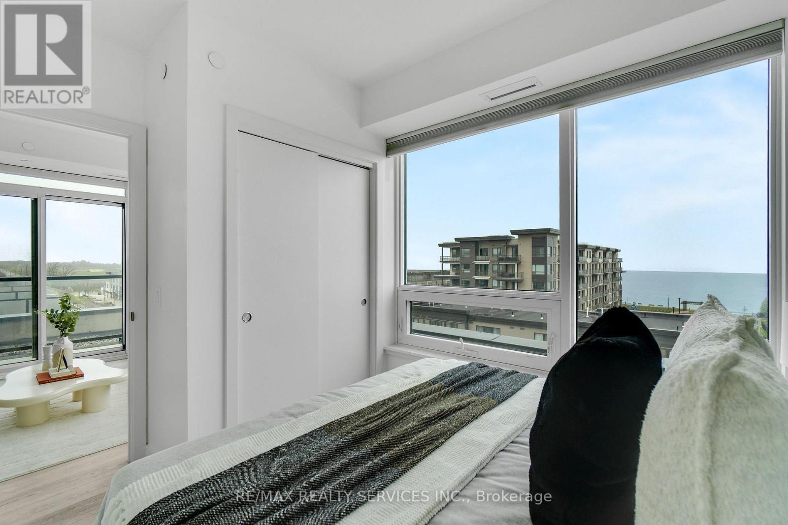 505 - 385 Winston Road, Grimsby, ON - Indoor Photo Showing Bedroom