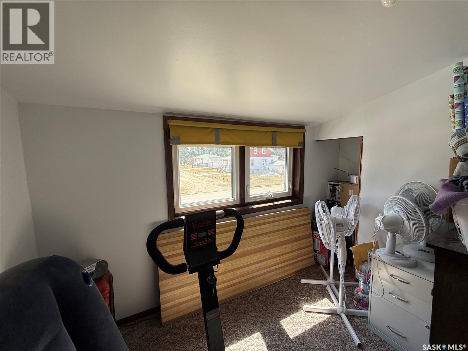 117 3Rd Avenue Nw, Watson, SK - Indoor