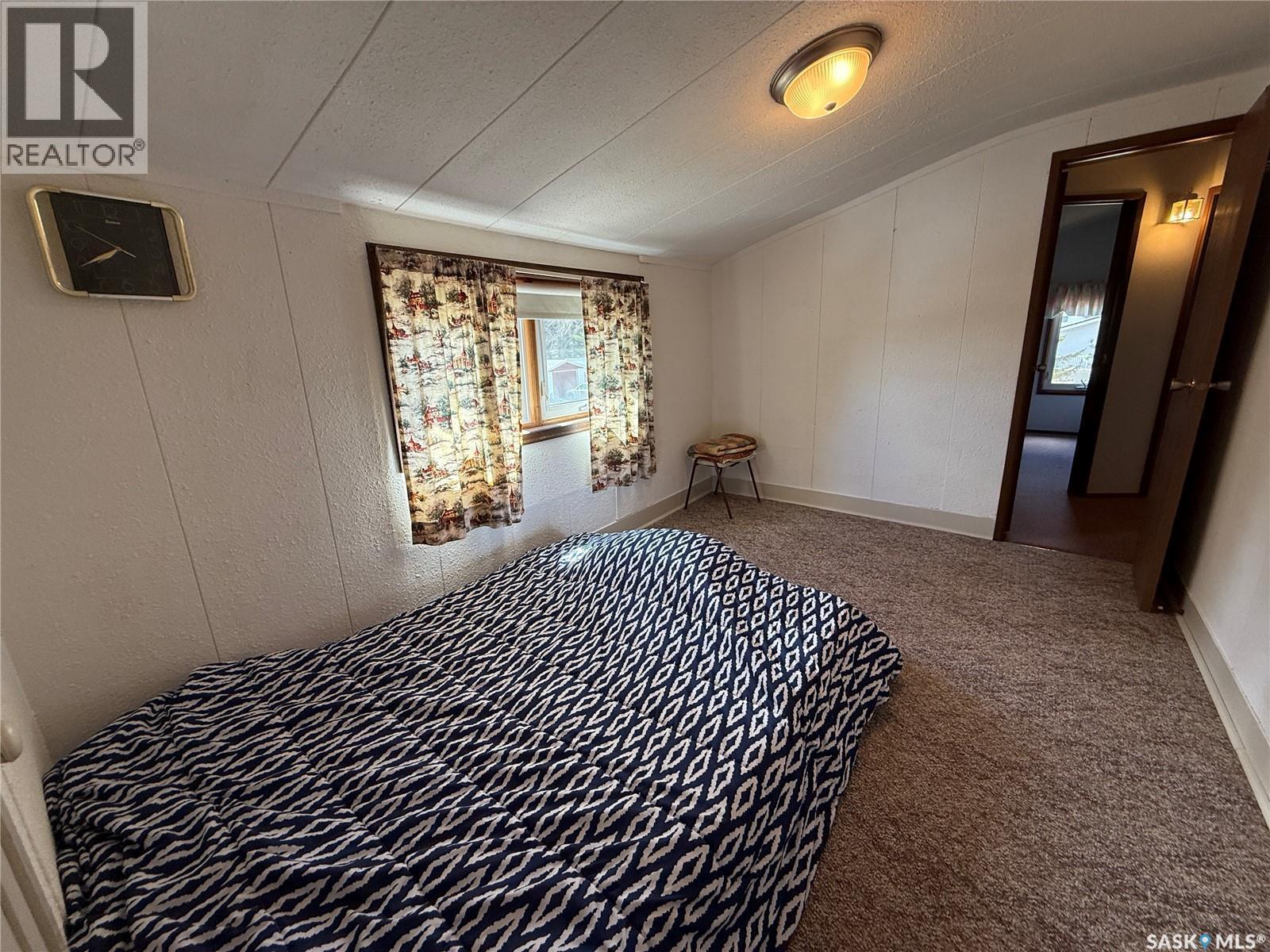 117 3Rd Avenue Nw, Watson, SK - Indoor Photo Showing Bedroom