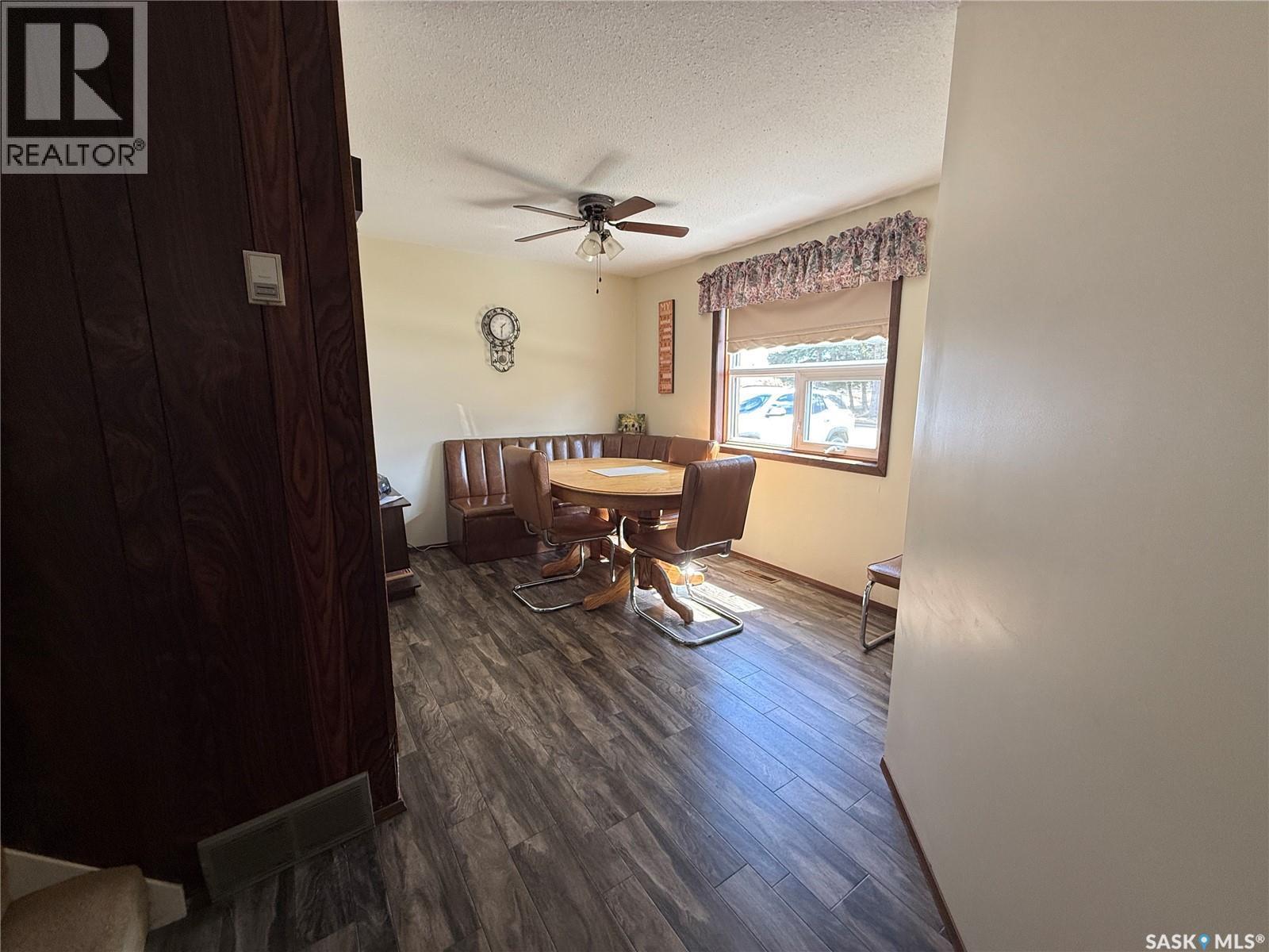 117 3Rd Avenue Nw, Watson, SK - Indoor