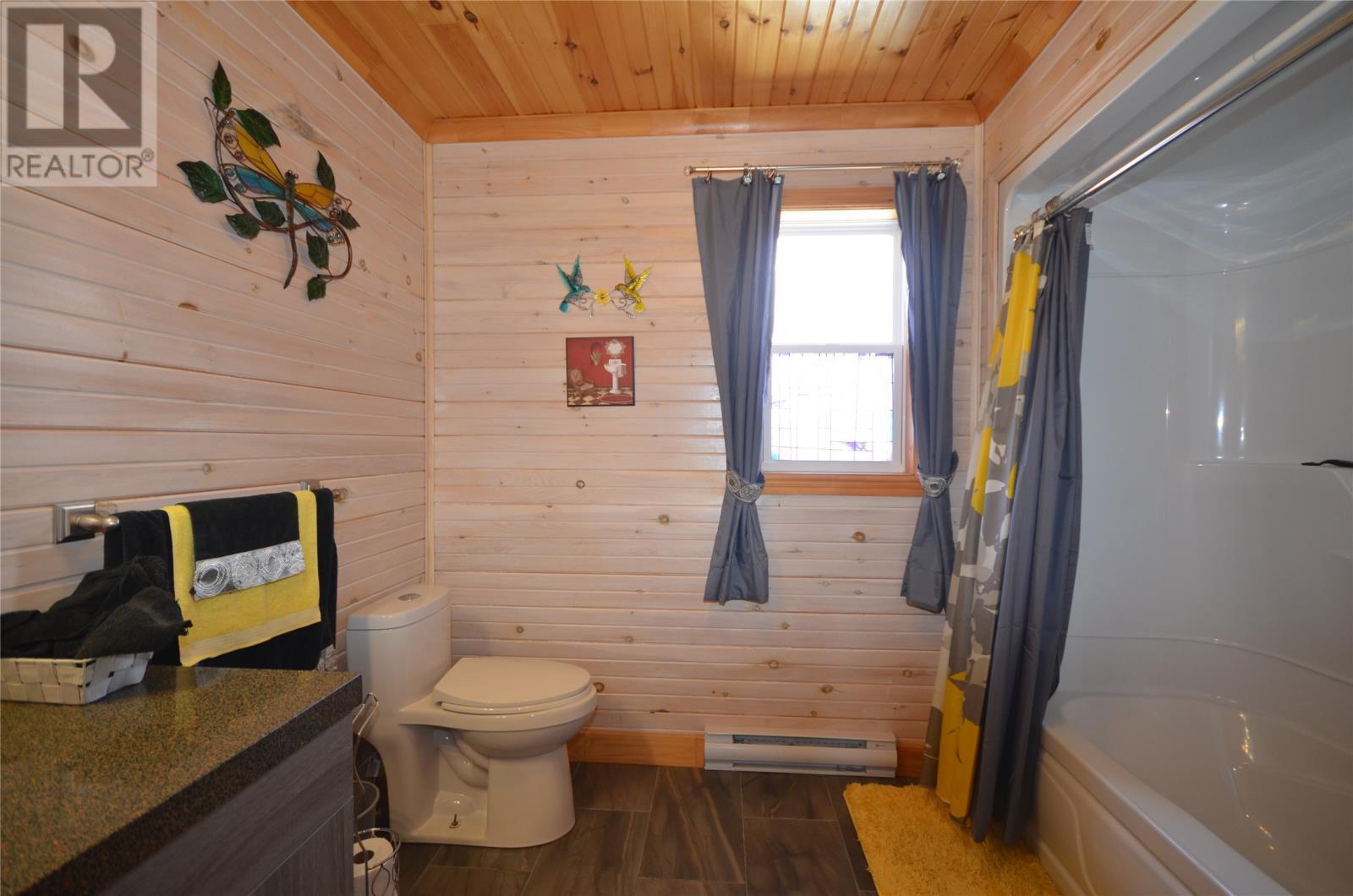 5B Country Lane, Brigus Junction, NL - Indoor Photo Showing Bathroom