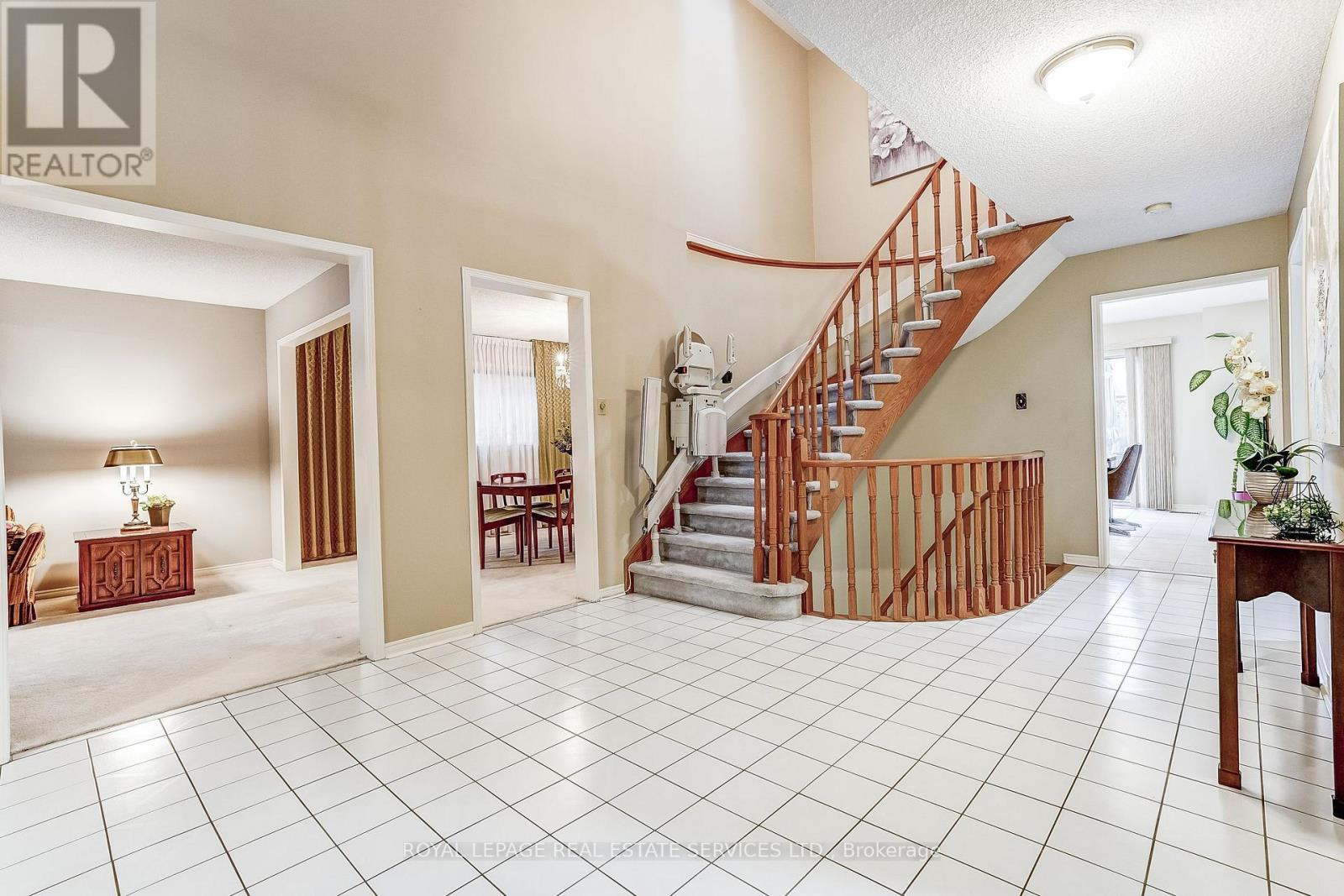 4217 Schneider Court, Mississauga, ON - Indoor Photo Showing Other Room