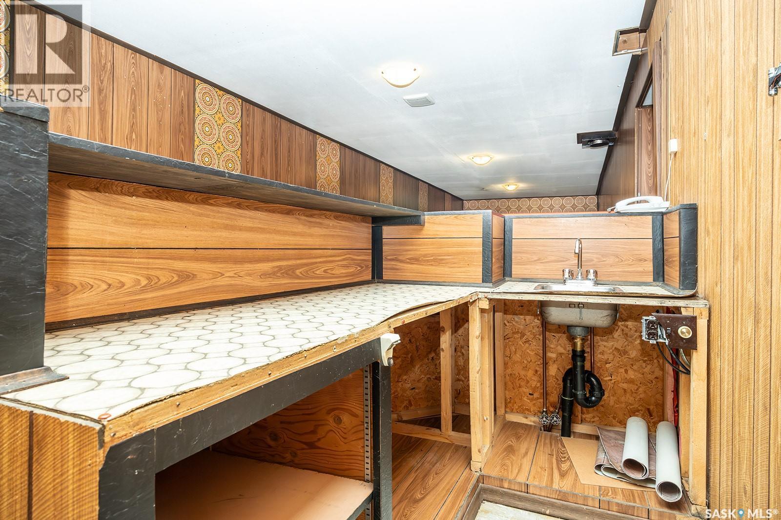 1742 Richardson Road, Saskatoon, SK - Indoor
