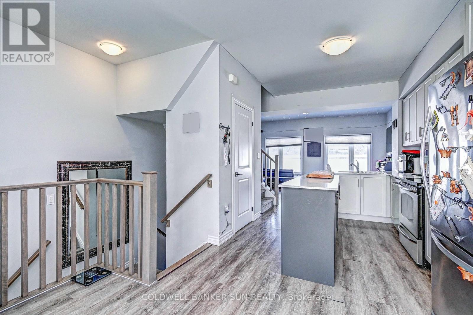 03 - 314 Equestrian Way, Cambridge, ON - Indoor