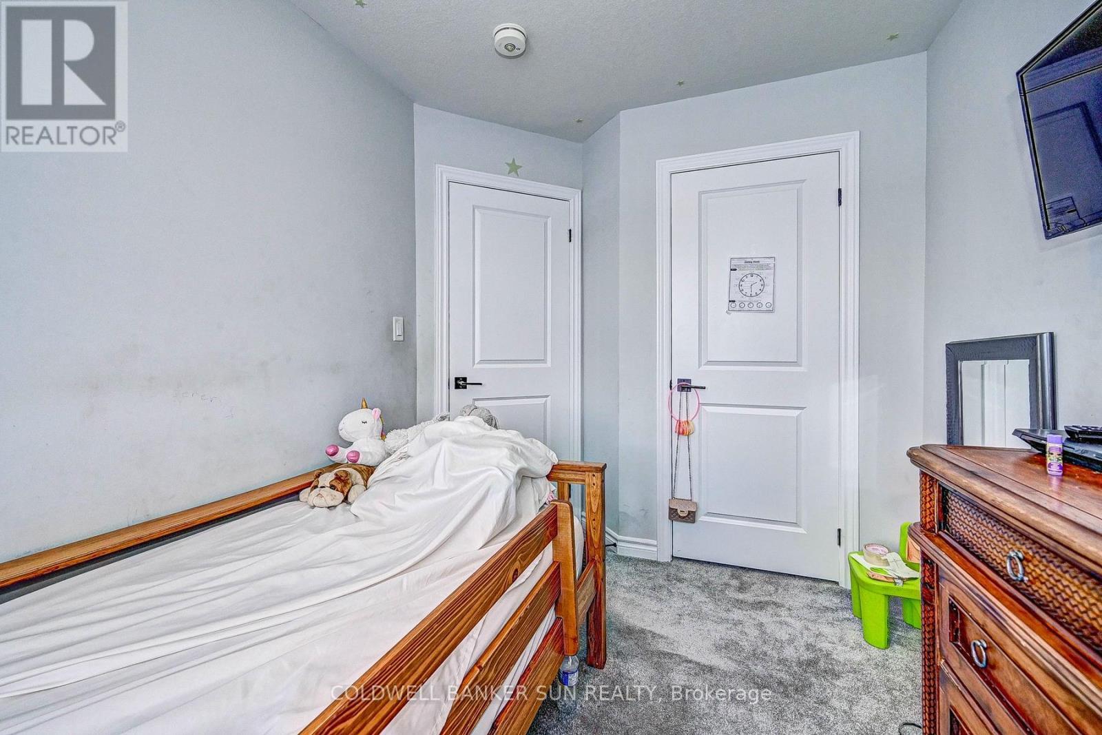 03 - 314 Equestrian Way, Cambridge, ON - Indoor Photo Showing Bedroom