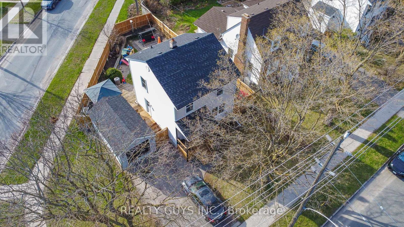 727 Chesterfield Avenue, Peterborough (Northcrest Ward 5), ON - Outdoor With View