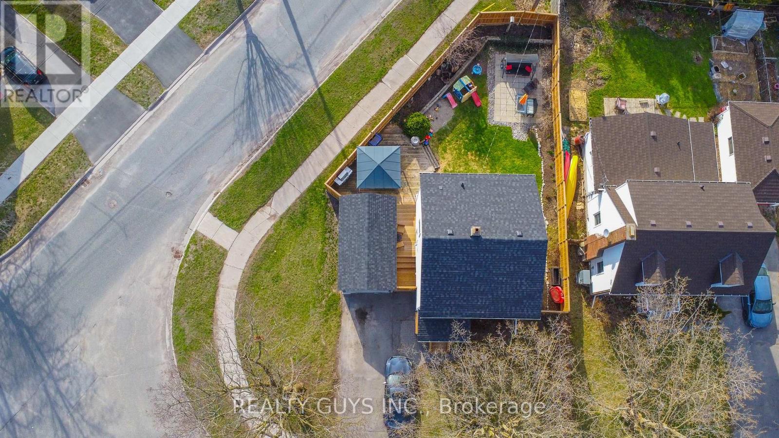 727 Chesterfield Avenue, Peterborough (Northcrest Ward 5), ON - Outdoor With View