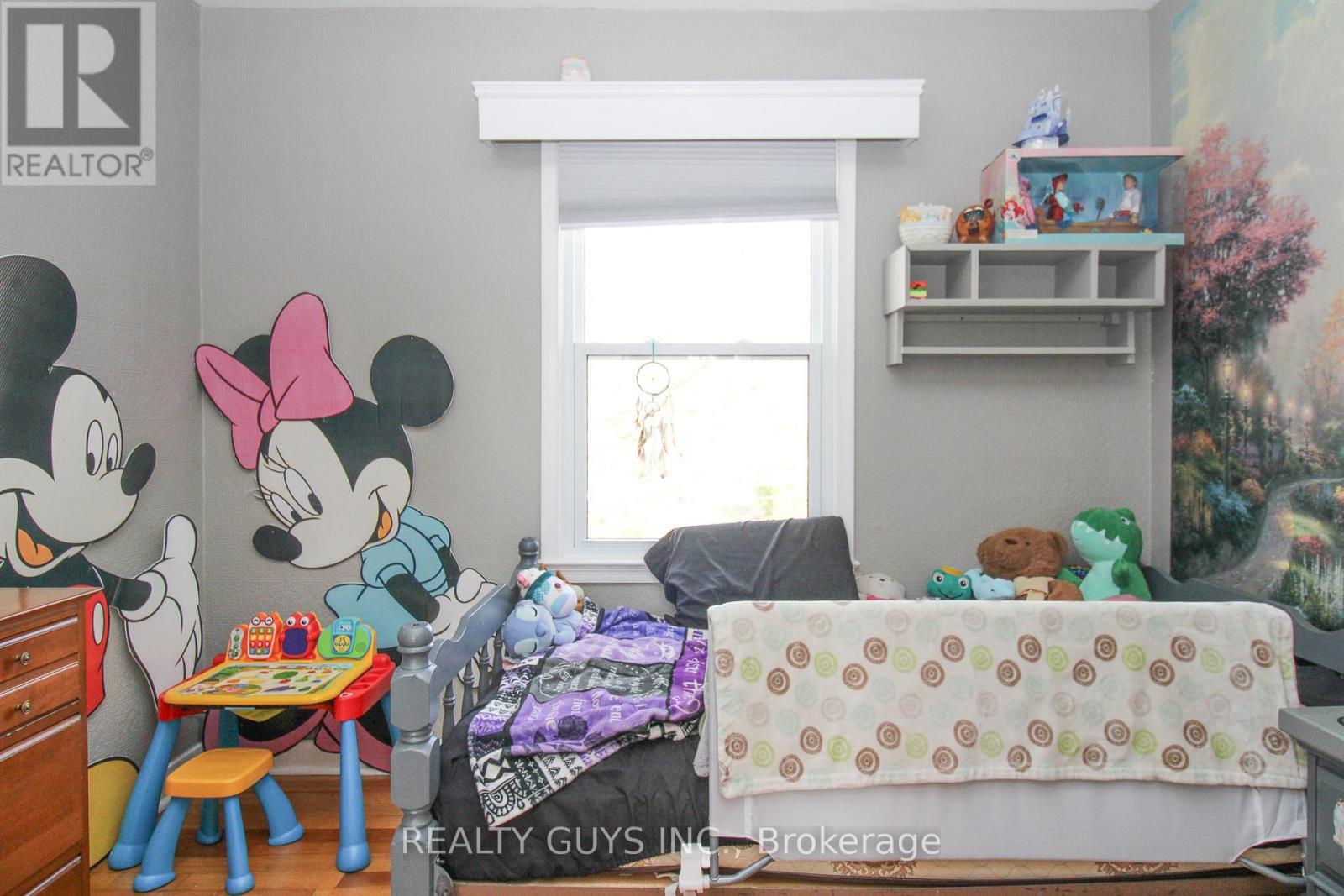 727 Chesterfield Avenue, Peterborough (Northcrest Ward 5), ON - Indoor