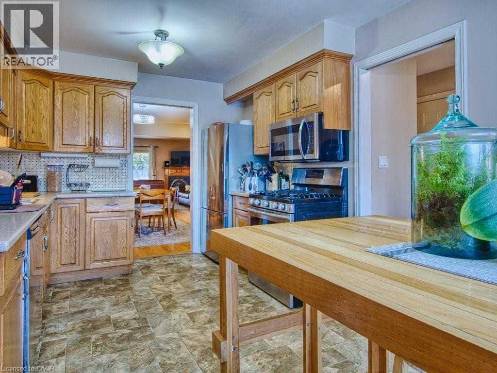 259 Scott Street Unit# 7, St. Catharines, ON - Indoor Photo Showing Kitchen