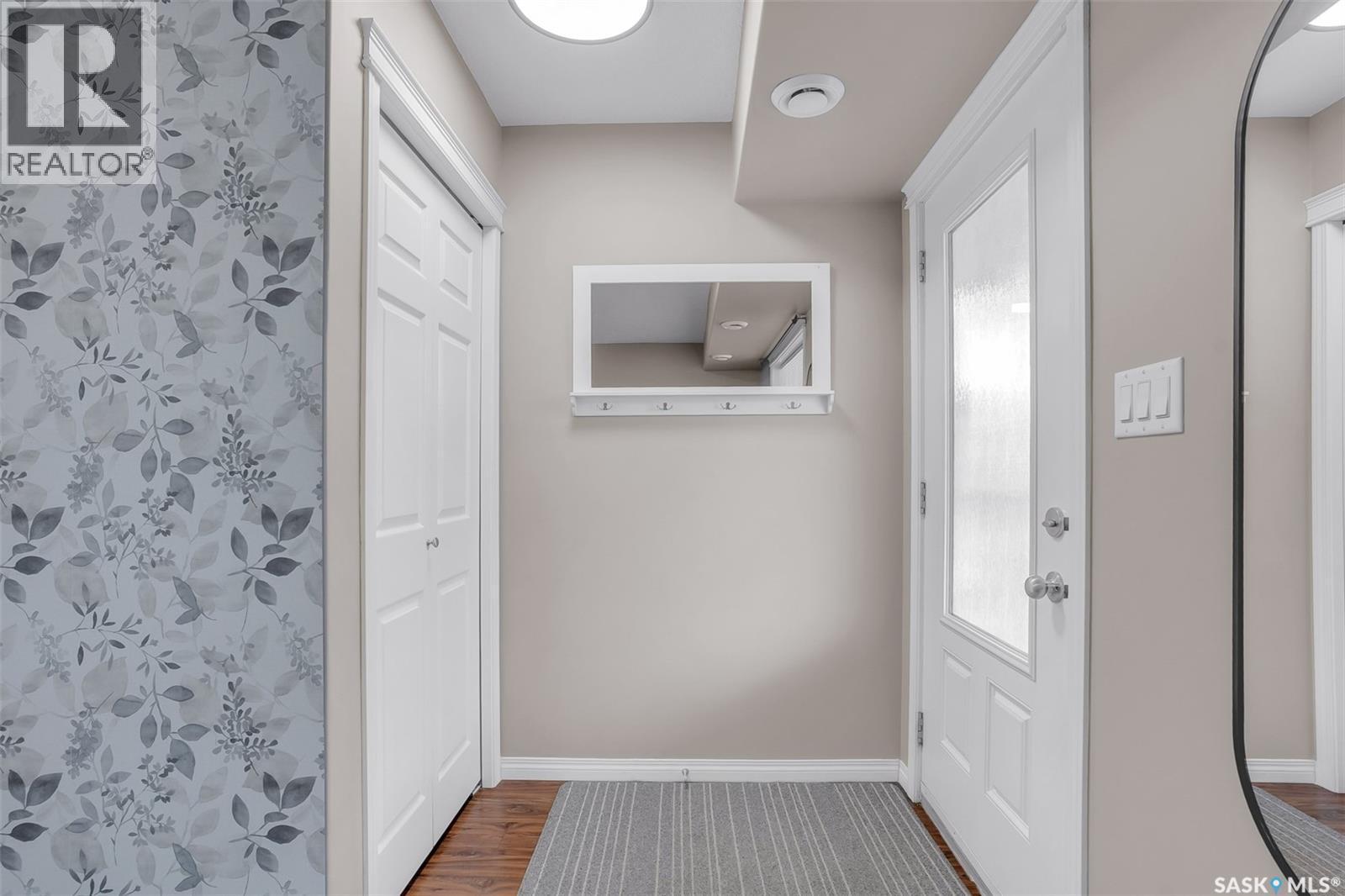 128 125 Willis Crescent, Saskatoon, SK - Indoor Photo Showing Other Room