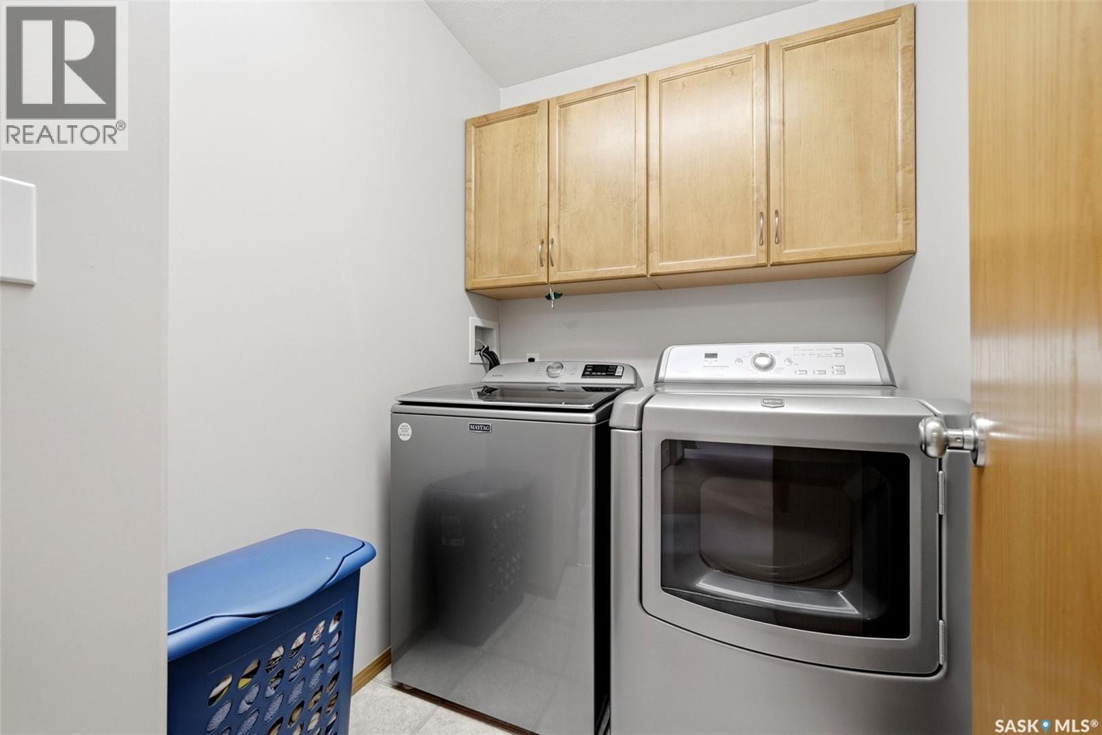 7211 Maple View Crescent, Regina, SK - Indoor Photo Showing Laundry Room