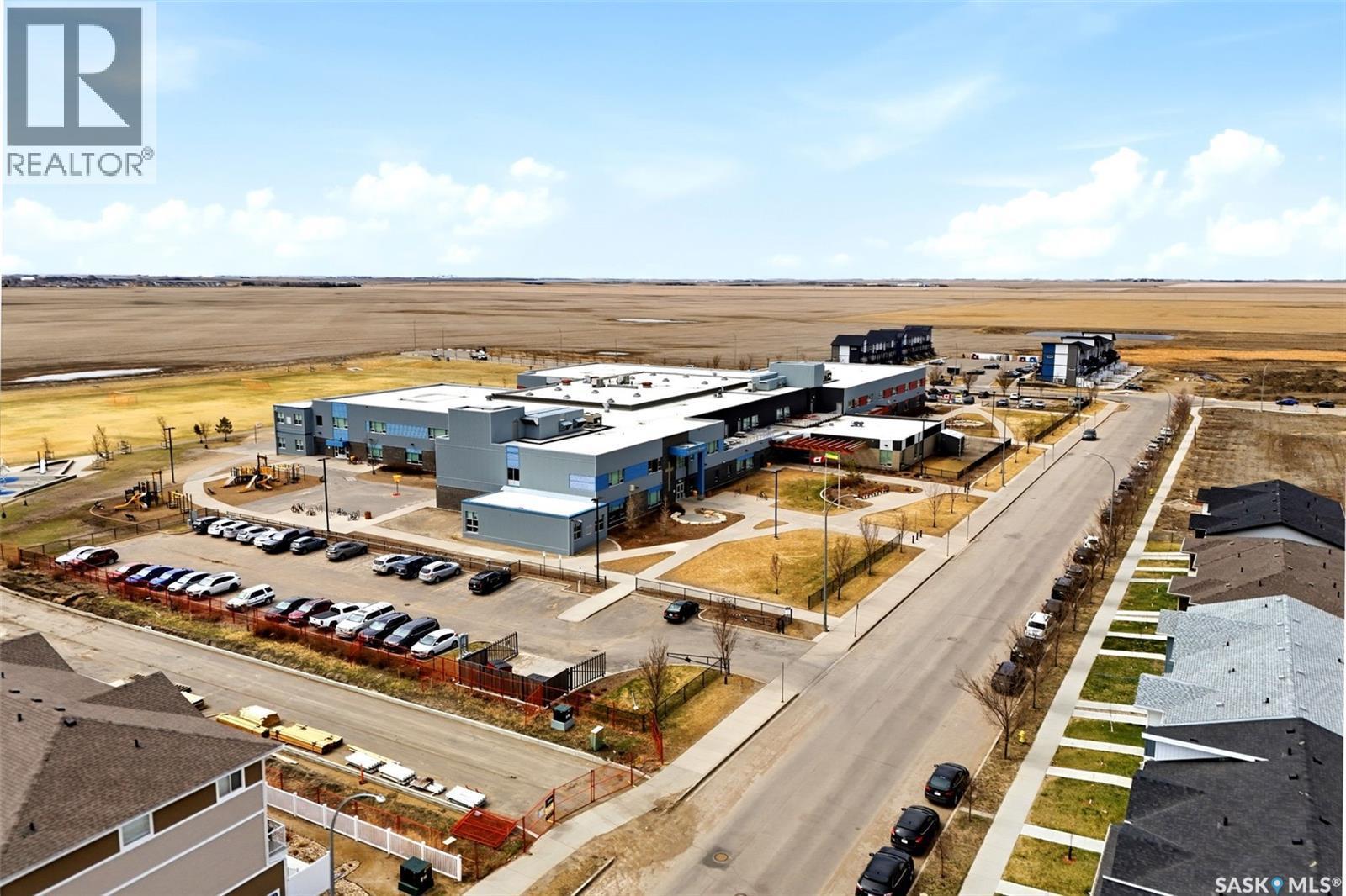 7211 Maple View Crescent, Regina, SK - Outdoor With View