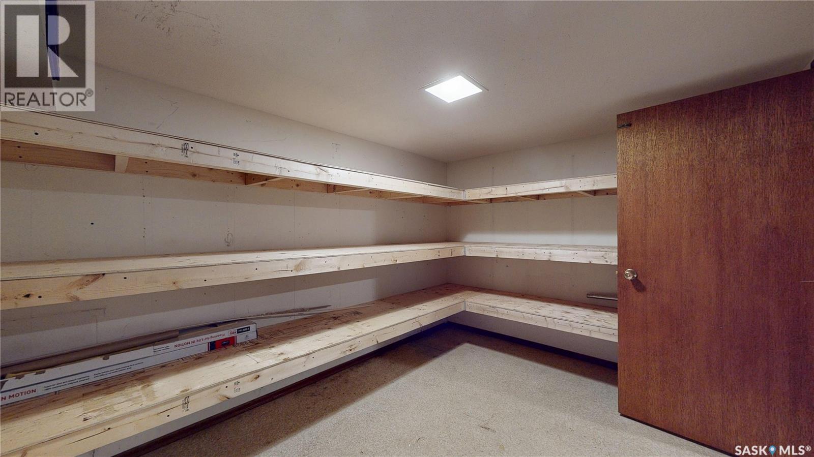10 Chase Crescent, Regina, SK - Indoor