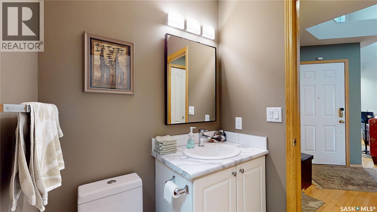 11172 Wascana Meadows, Regina, SK - Indoor Photo Showing Bathroom