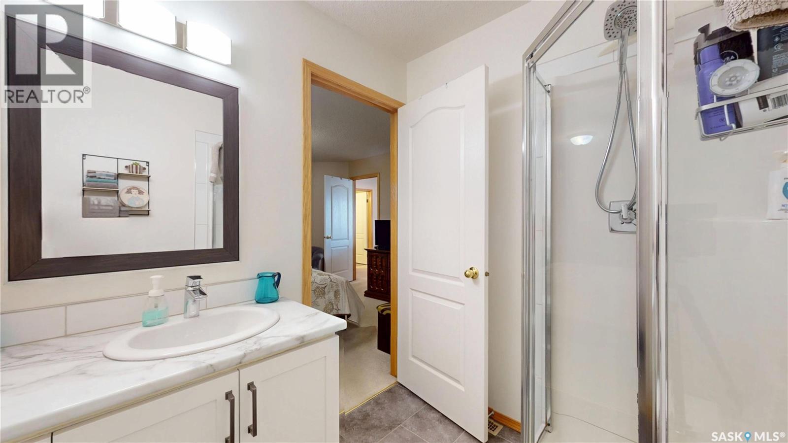 11172 Wascana Meadows, Regina, SK - Indoor Photo Showing Bathroom