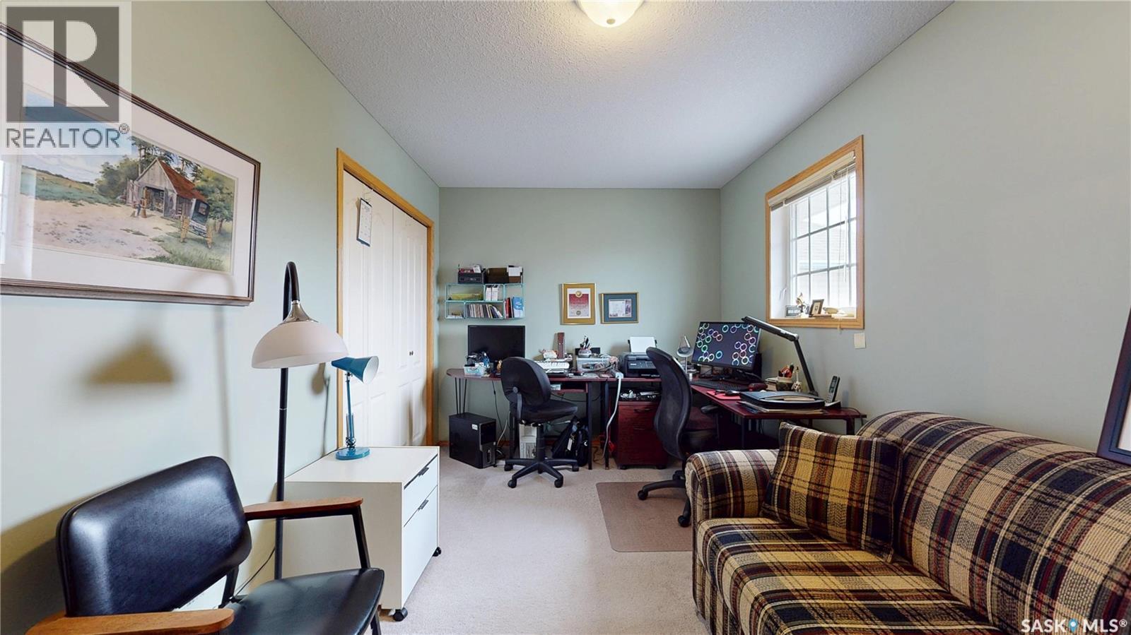 11172 Wascana Meadows, Regina, SK - Indoor