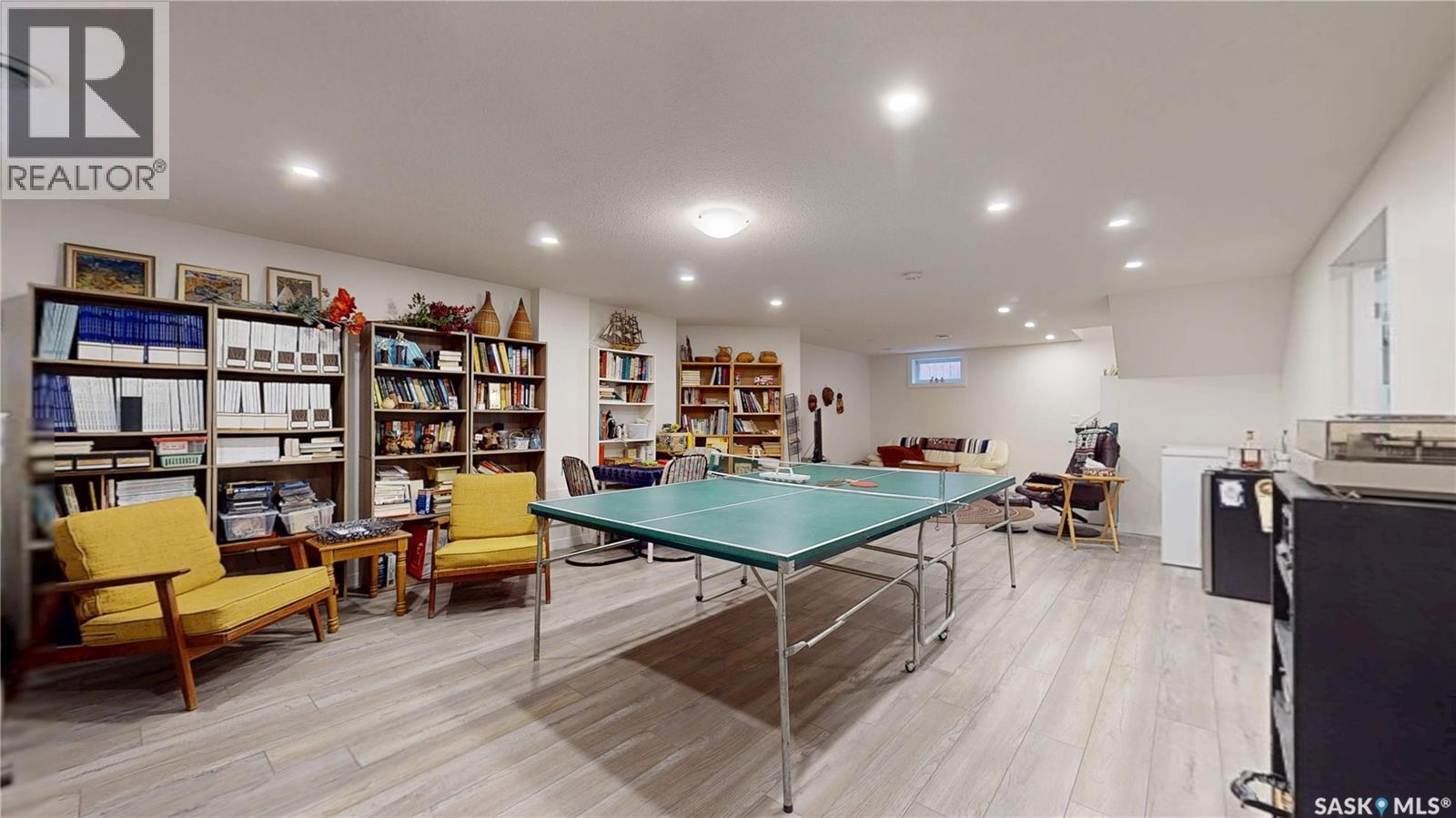 11172 Wascana Meadows, Regina, SK - Indoor Photo Showing Other Room
