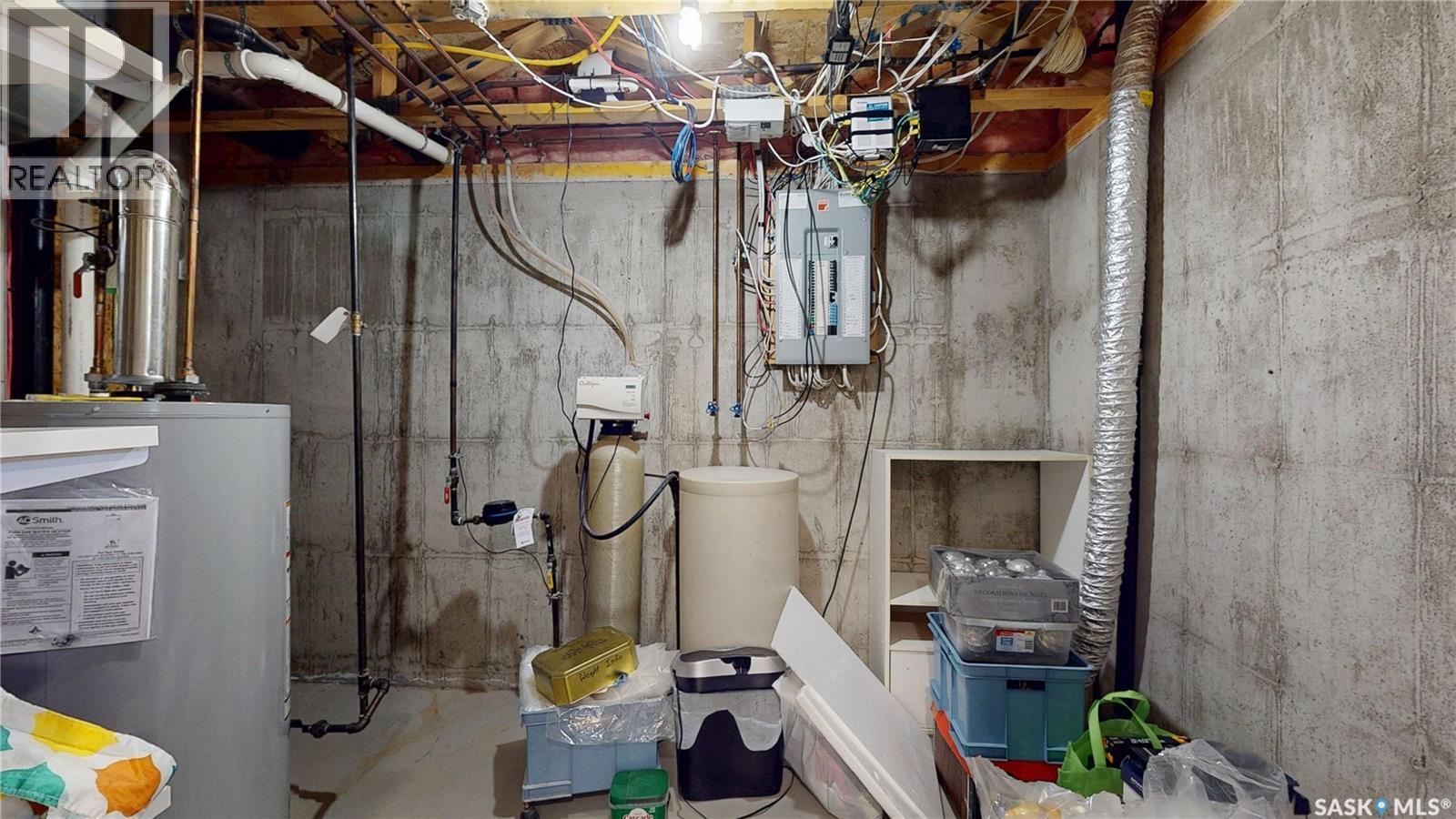 11172 Wascana Meadows, Regina, SK - Indoor Photo Showing Basement