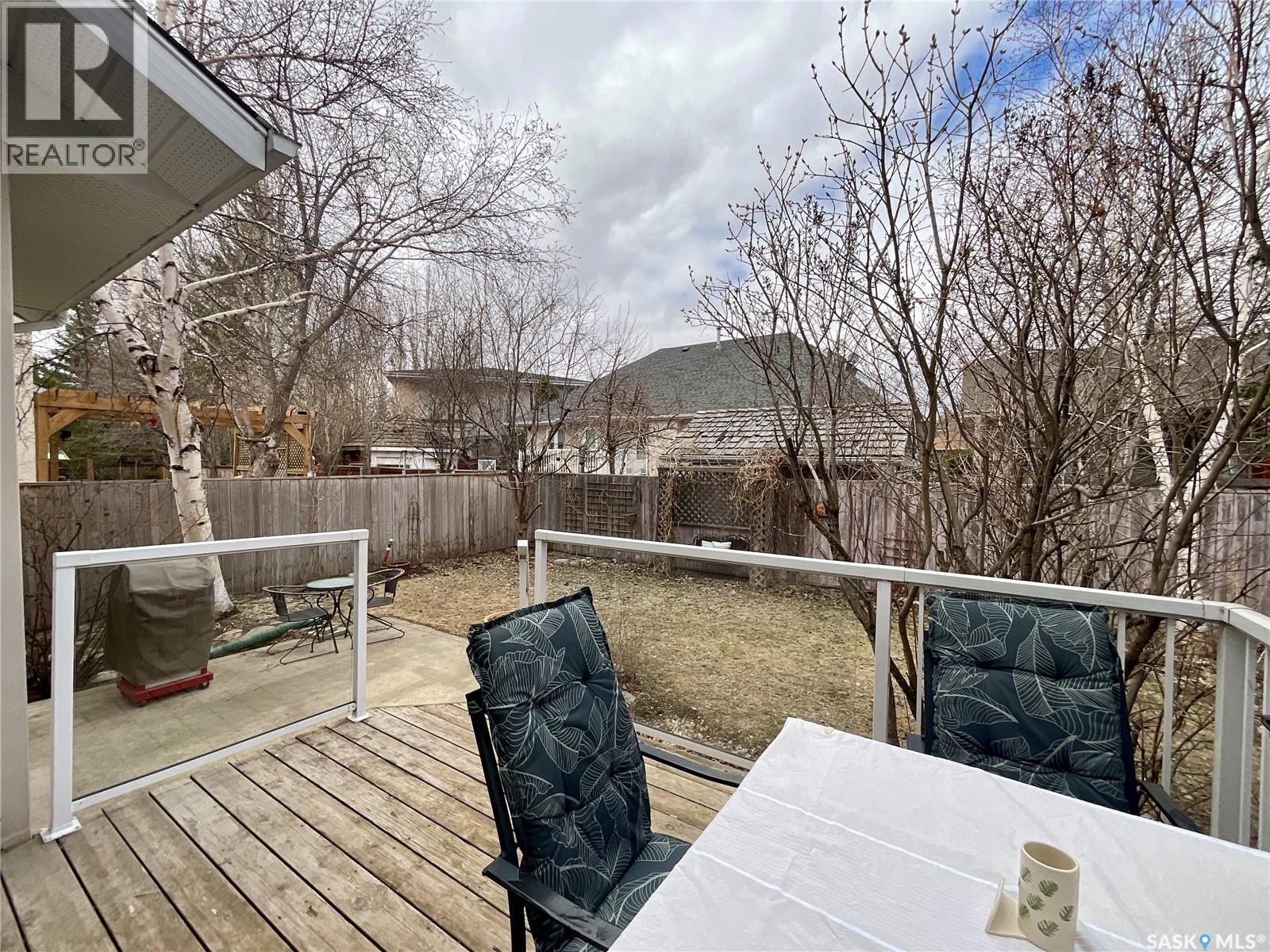 11172 Wascana Meadows, Regina, SK - Outdoor With Deck Patio Veranda