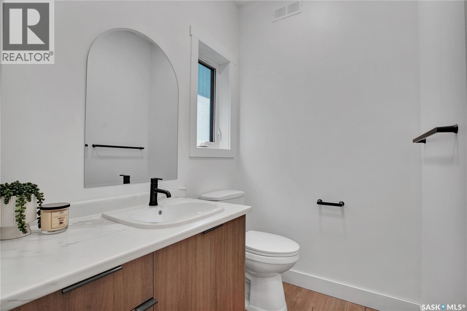 101 Emma Crescent, Martensville, SK - Indoor Photo Showing Bathroom